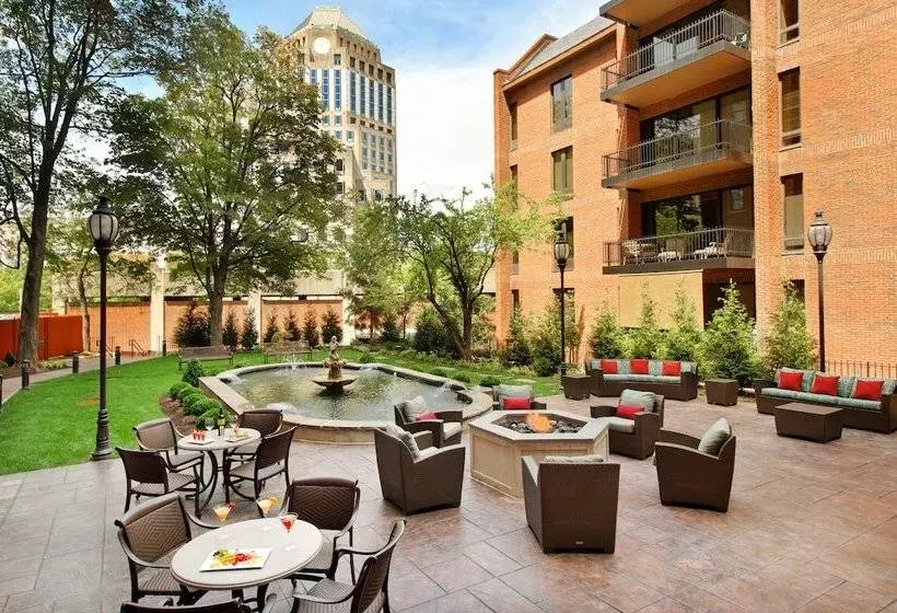 Residence Inn By Marriott Cincinnati Downtown/the Phelps