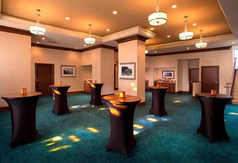 Residence Inn By Marriott Cincinnati Downtown/the Phelps