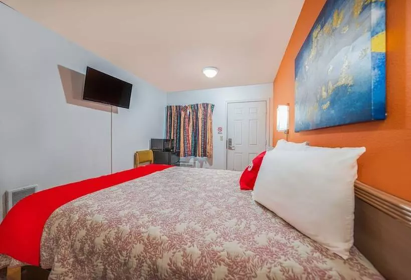 Royal Gateway Motel