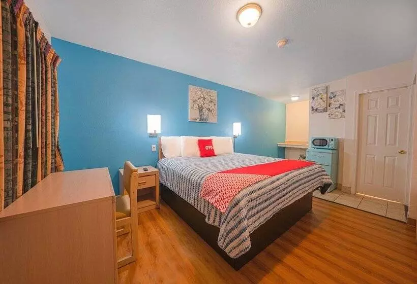 Royal Gateway Motel