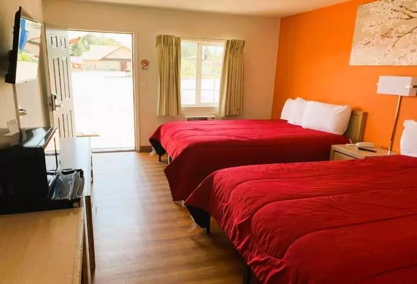 Royal Gateway Motel