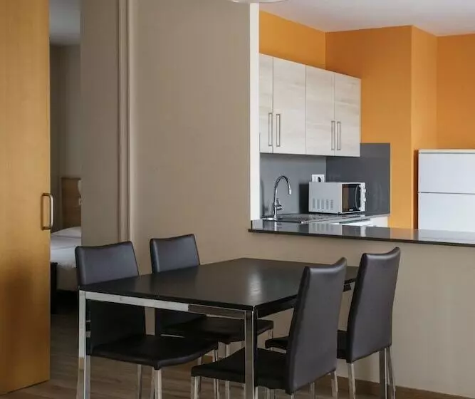 Barcelona Apartment Villarroel