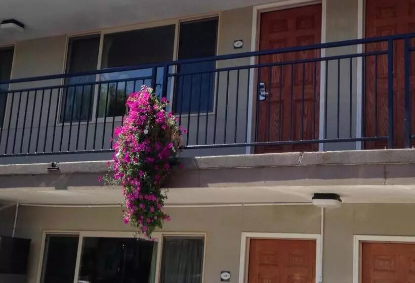 Cameo Motel Portland