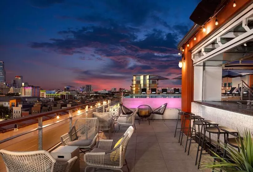 Canvas Hotel Dallas