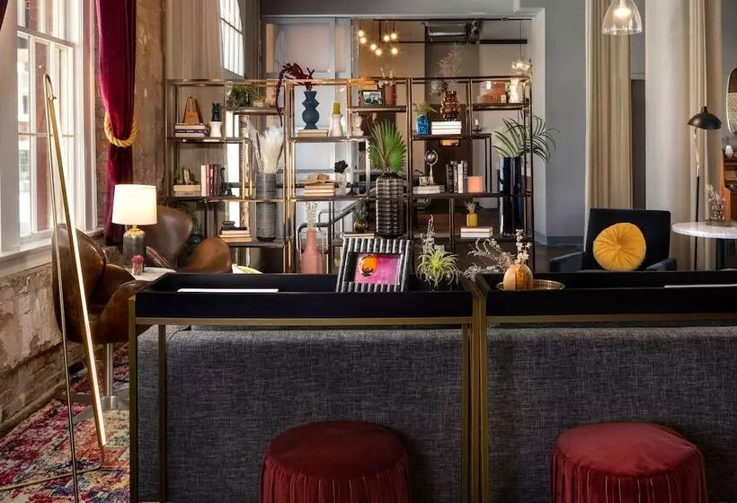 Canvas Hotel Dallas