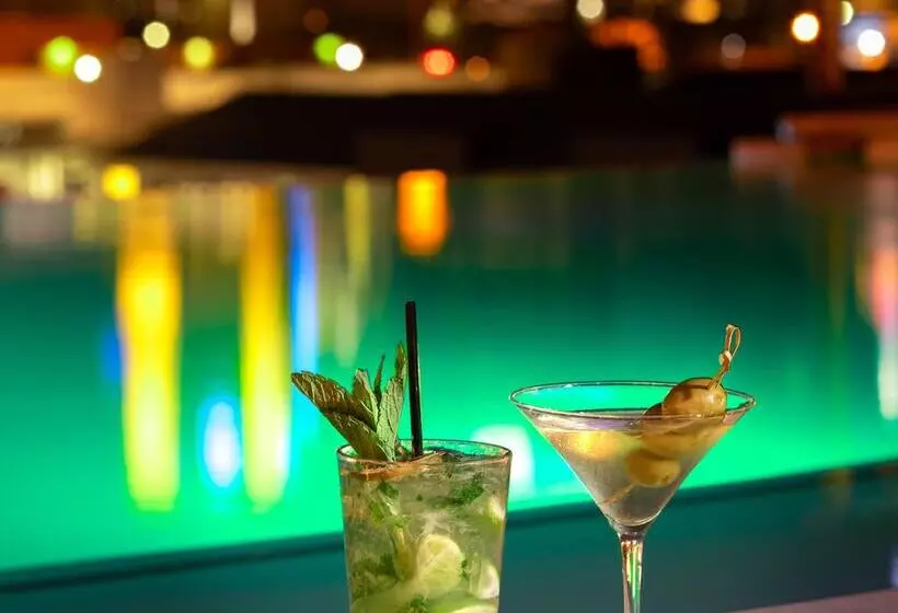 Canvas Hotel Dallas