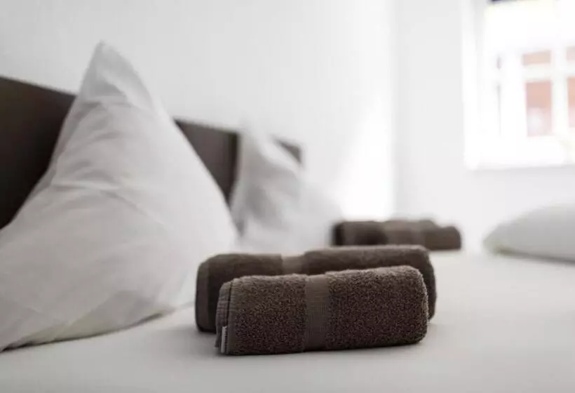 ホテル Das Zentrum