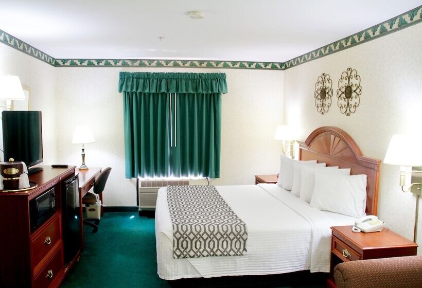 Grand Vista Hotel & Suites