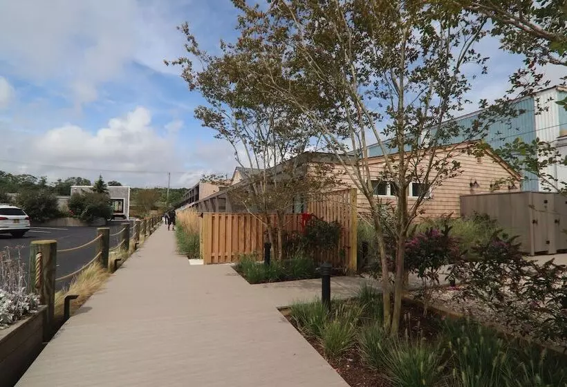 Otel The Shoals Suites & Slips