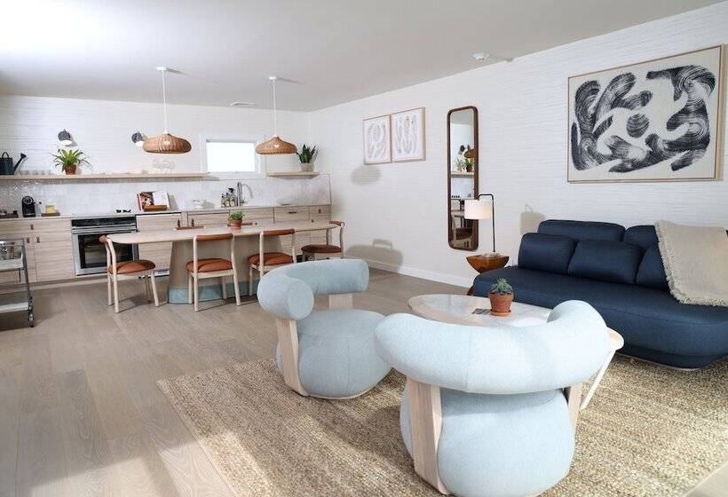 בית מלון כפרי The Shoals Suites & Slips