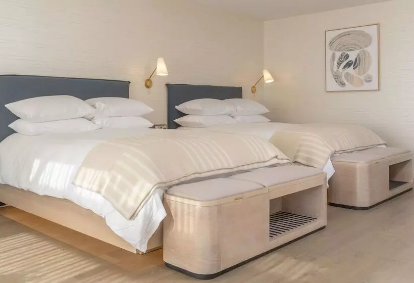 Otel The Shoals Suites & Slips