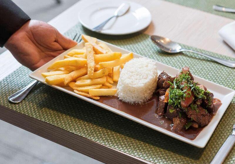 فندق Pullman Santiago Vitacura