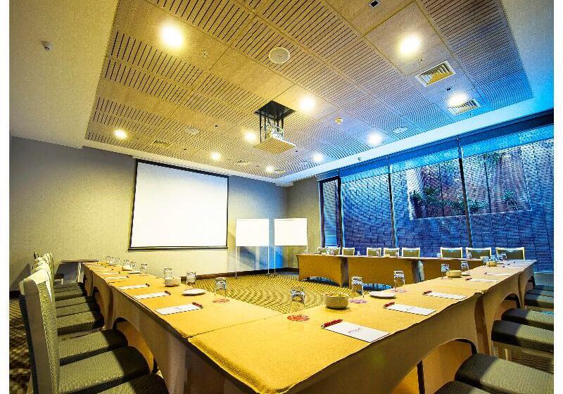 فندق Pullman Santiago Vitacura