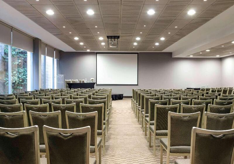 فندق Pullman Santiago Vitacura