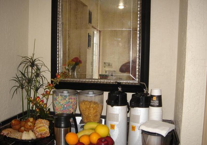 فندق Stage Stop Inn Williams