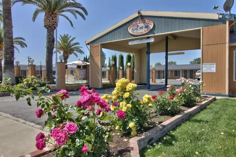 בית מלון כפרי Stage Stop Inn Williams
