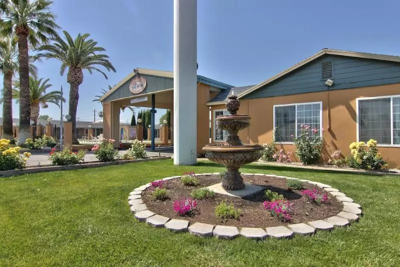 בית מלון כפרי Stage Stop Inn Williams