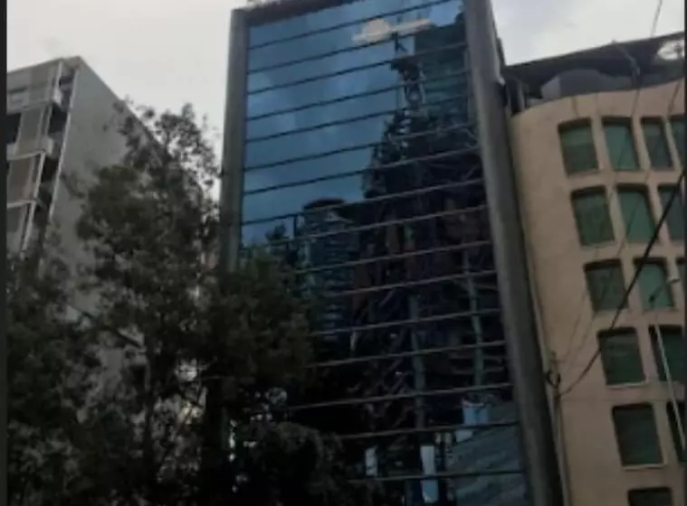 ホテル Suites Contempo