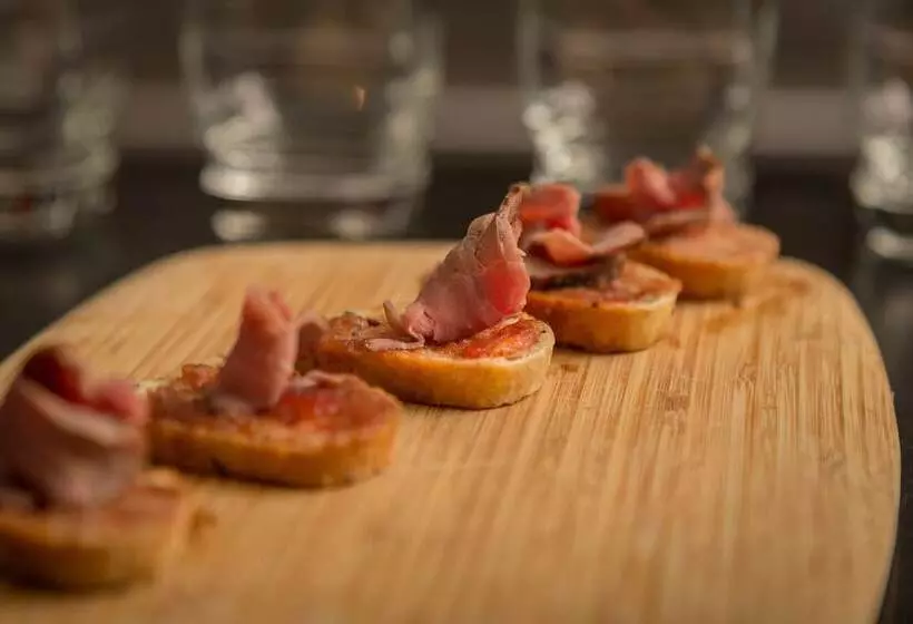 ホテル Suites Contempo