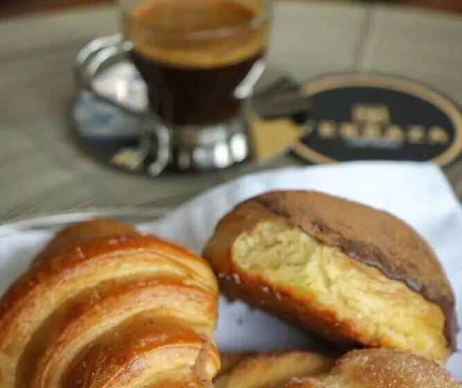 ホテル Suites Contempo