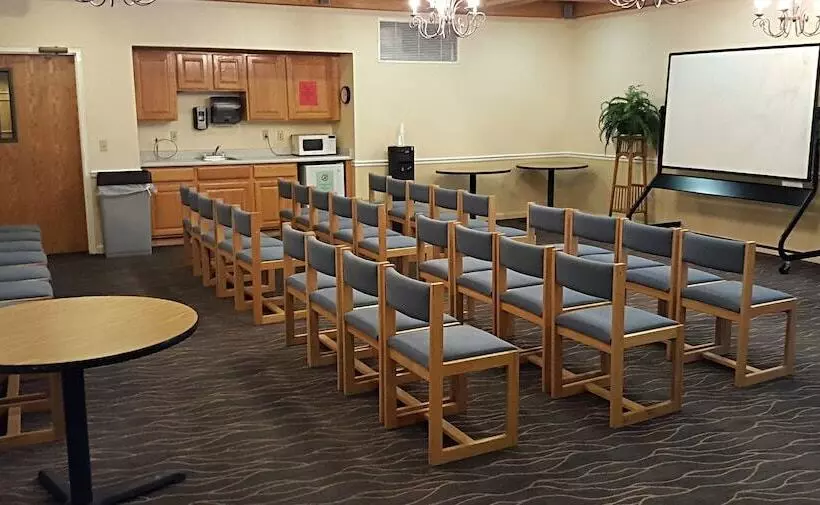 אתר נופש Mojave Edge