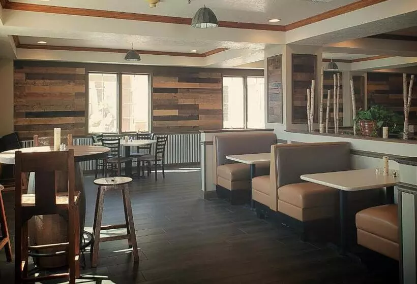 אתר נופש Mojave Edge