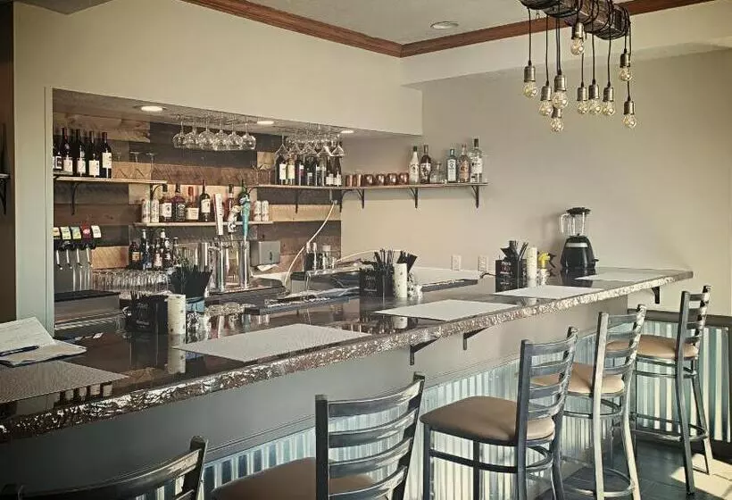 אתר נופש Mojave Edge