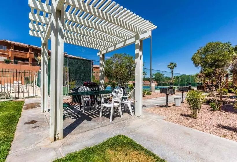 אתר נופש Mojave Edge