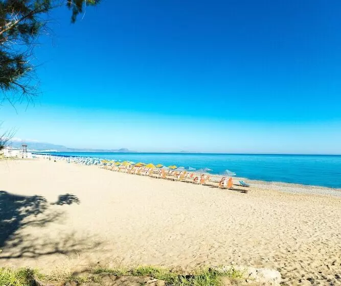 Trefon Hotel Apartments And Family Suites