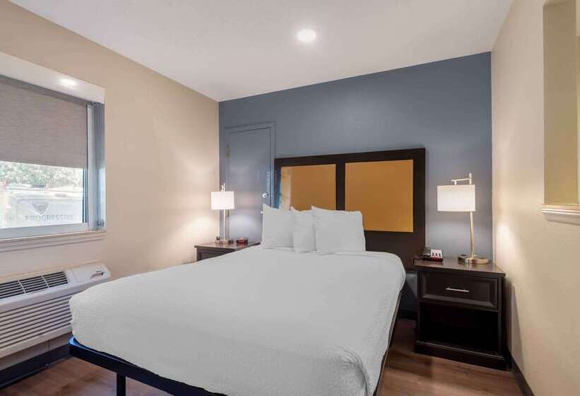 Extended Stay America Select Suites Charlotte Tyvola Rd Executive Park