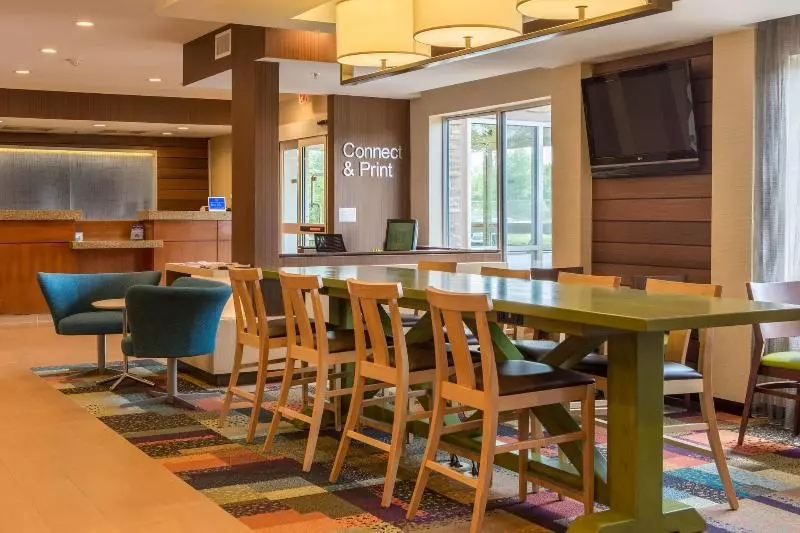 Fairfield Inn & Suites By Marriott Columbus