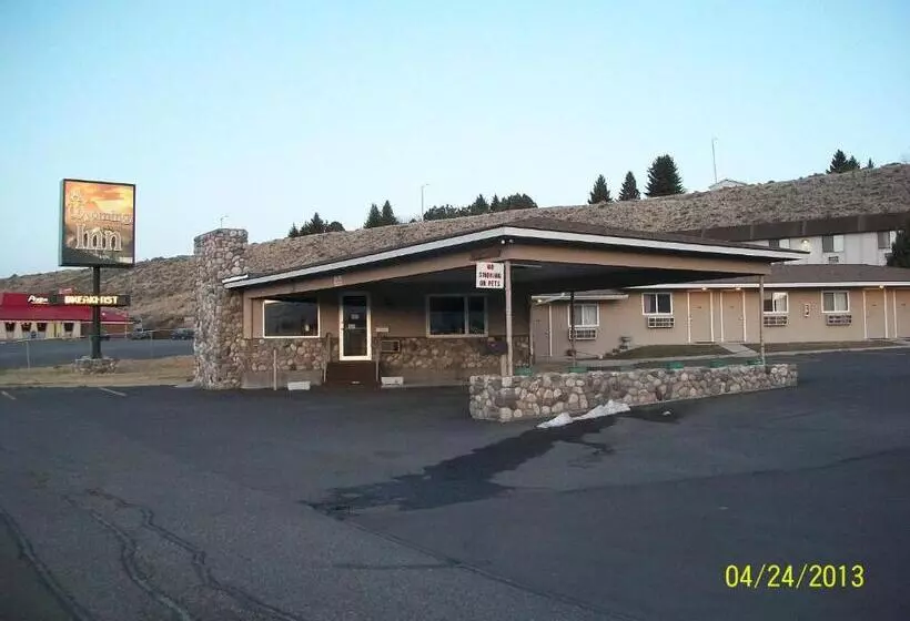 هتل A Wyoming Inn