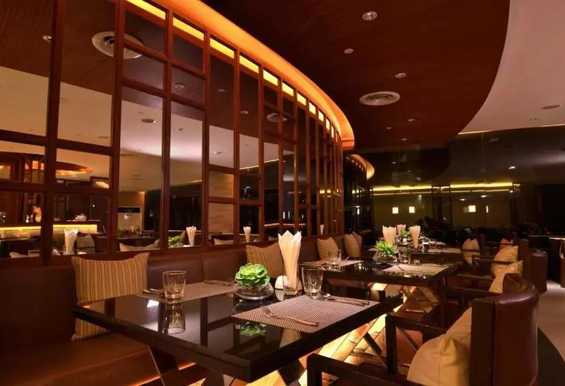 هتل Aetas Residence