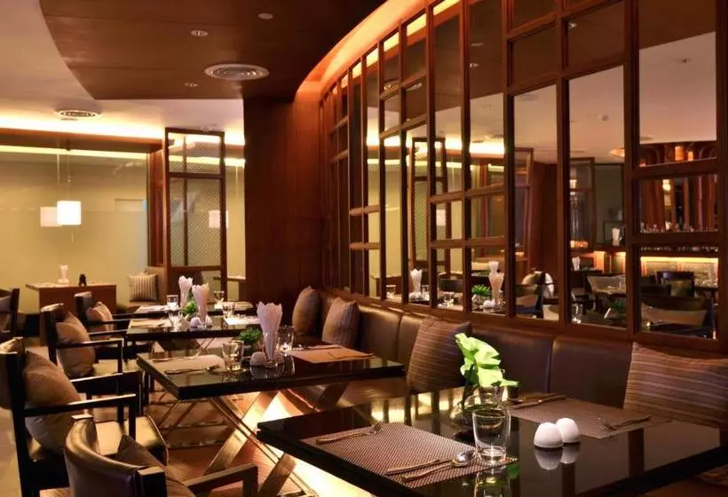 هتل Aetas Residence