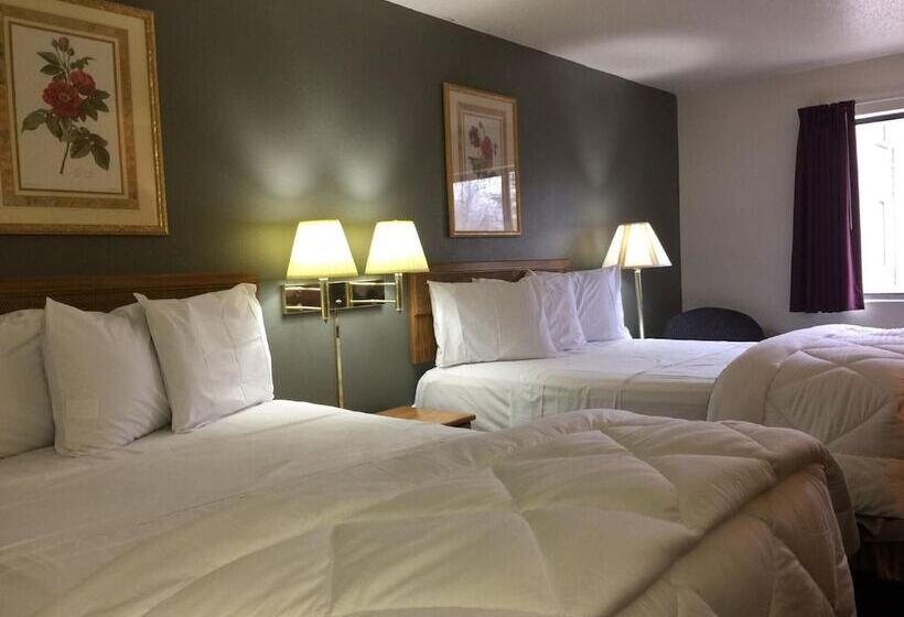 Отель Amerihost Inn & Suites Fulton