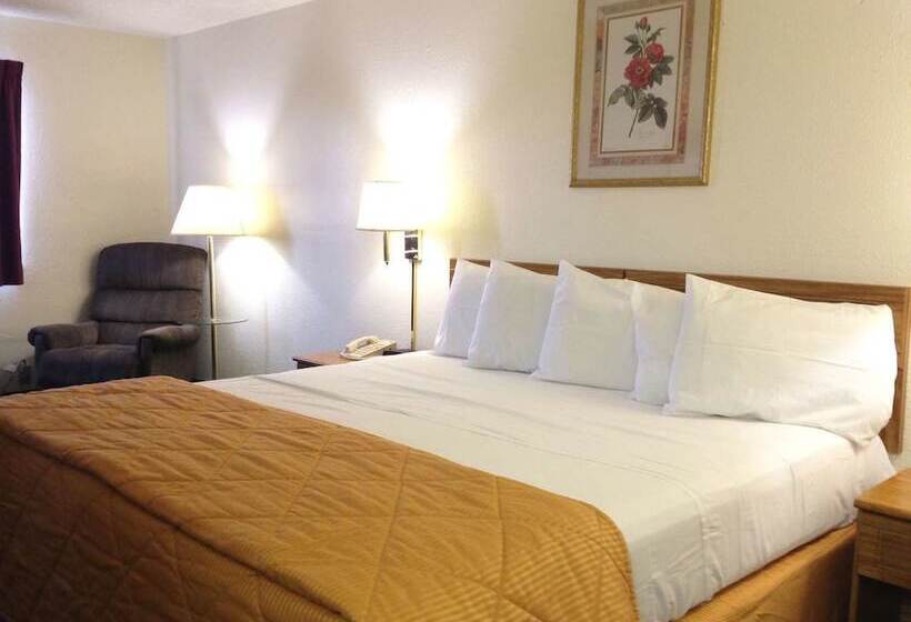 Отель Amerihost Inn & Suites Fulton