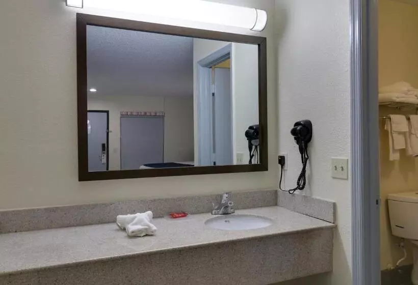 ホテル Baymont By Wyndham Ridgeland I95