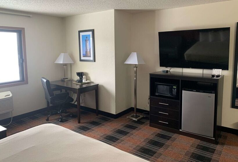 בית מלון כפרי Baymont By Wyndham Waupun