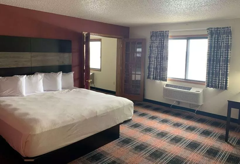 ホテル Baymont By Wyndham Waupun