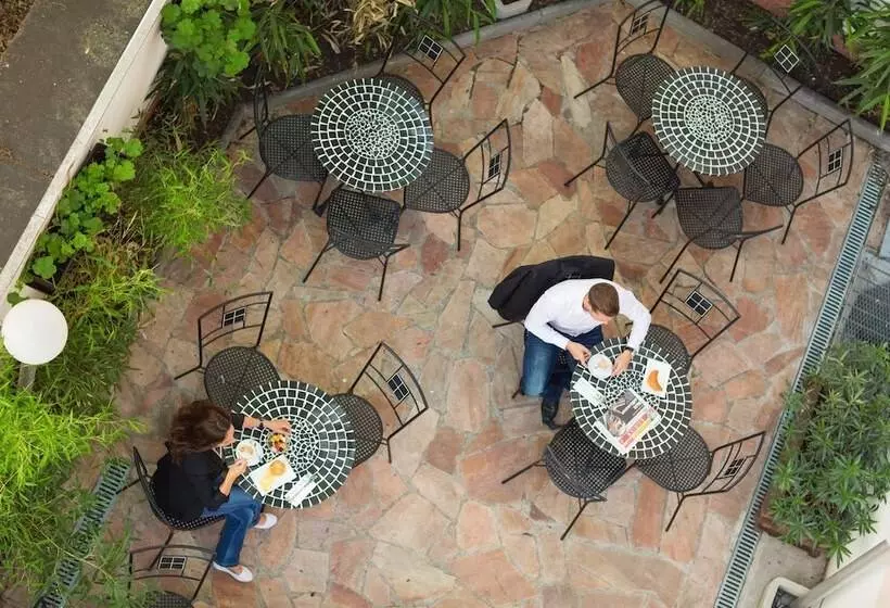 Best Western Plus Hotel Arcadia