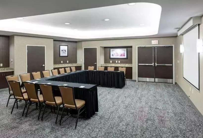 ホテル Courtyard By Marriott Franklin Cool Springs