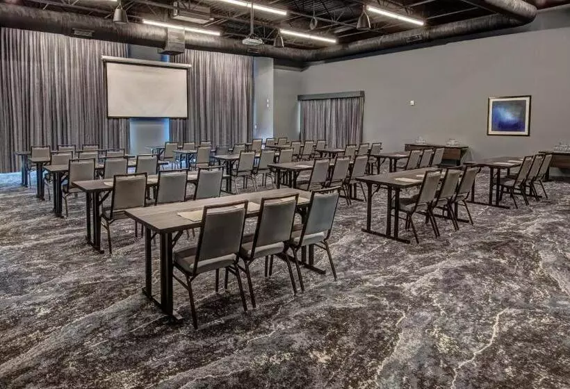 ホテル Courtyard By Marriott Franklin Cool Springs