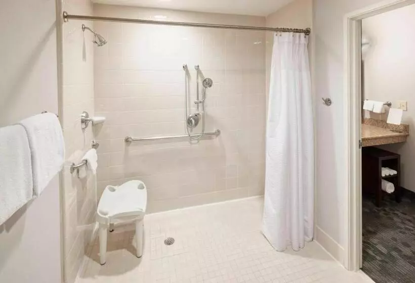 ホテル Courtyard By Marriott Franklin Cool Springs