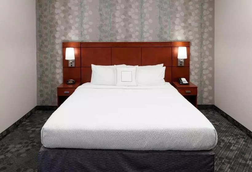 ホテル Courtyard By Marriott Franklin Cool Springs