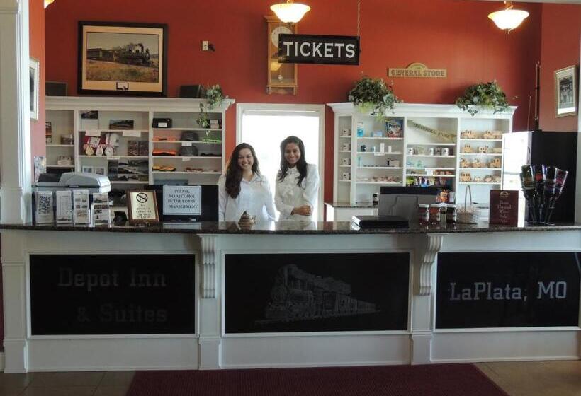 فندق Depot Inn & Suites