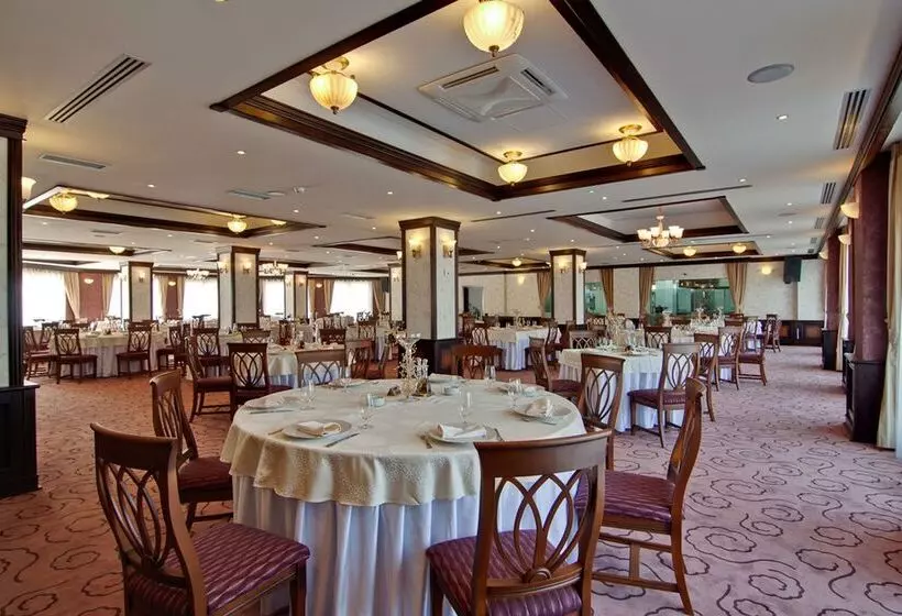 Doubletree By Hilton Hotel Sighisoara   Cavaler