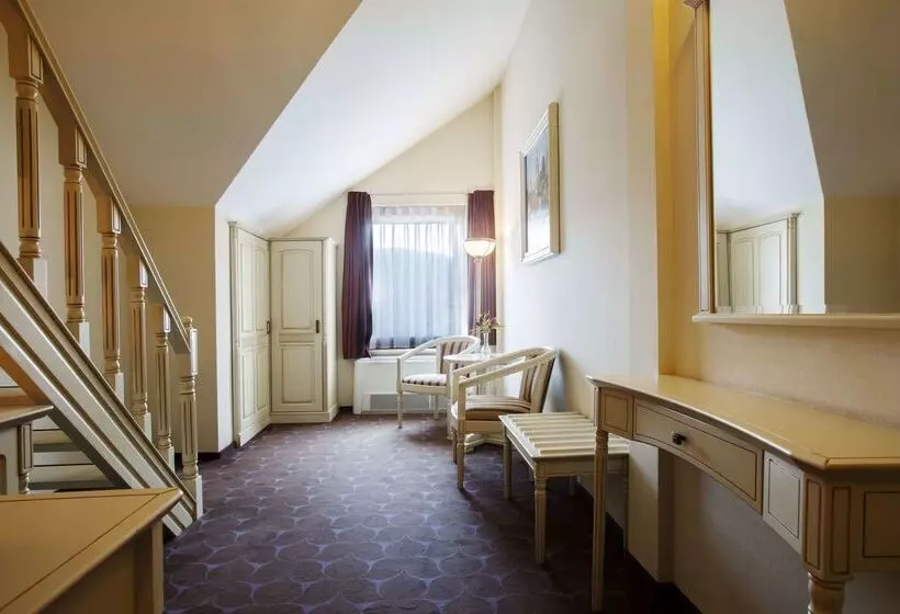 Doubletree By Hilton Hotel Sighisoara   Cavaler