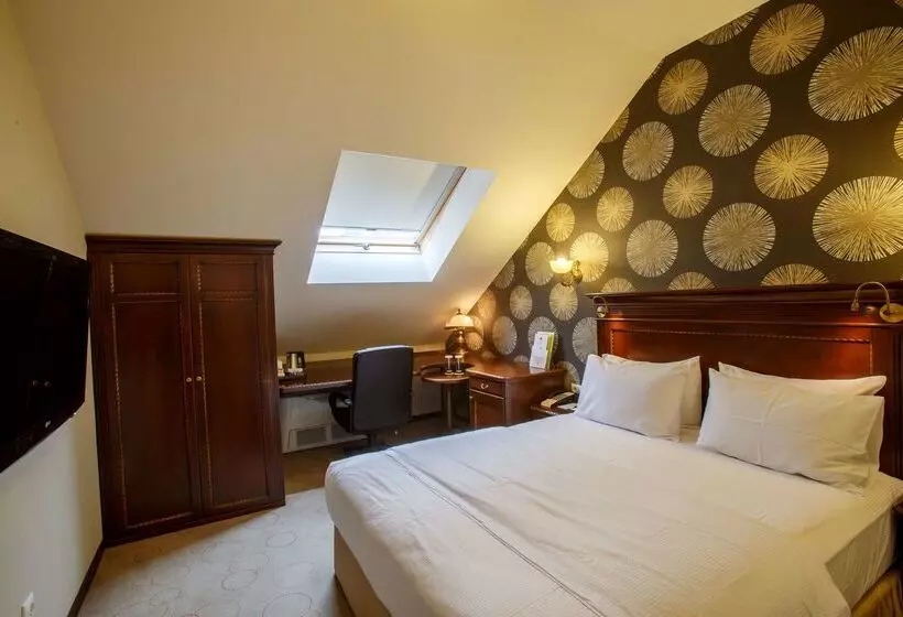 Doubletree By Hilton Hotel Sighisoara   Cavaler