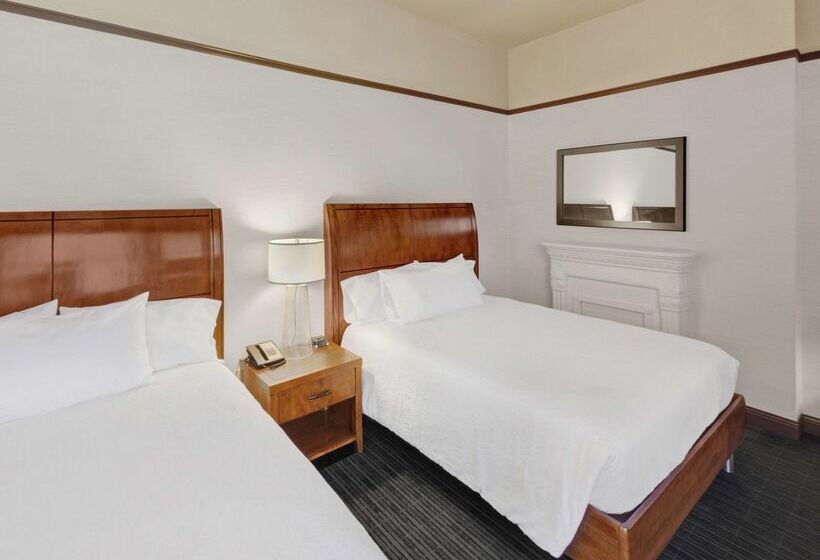 فندق Hilton Garden Inn Milwaukee Downtown