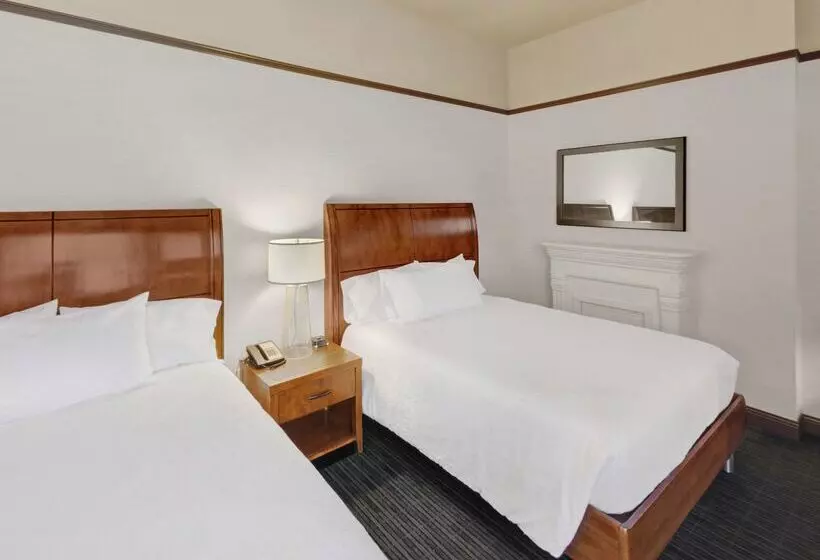 호텔 Hilton Garden Inn Milwaukee Downtown